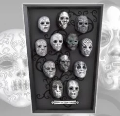 Noble Collection Dooddoener Masker Collectie