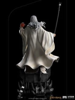 Saruman -Noble Collection Winkel saruman the white with palantir iron studios heroic tales